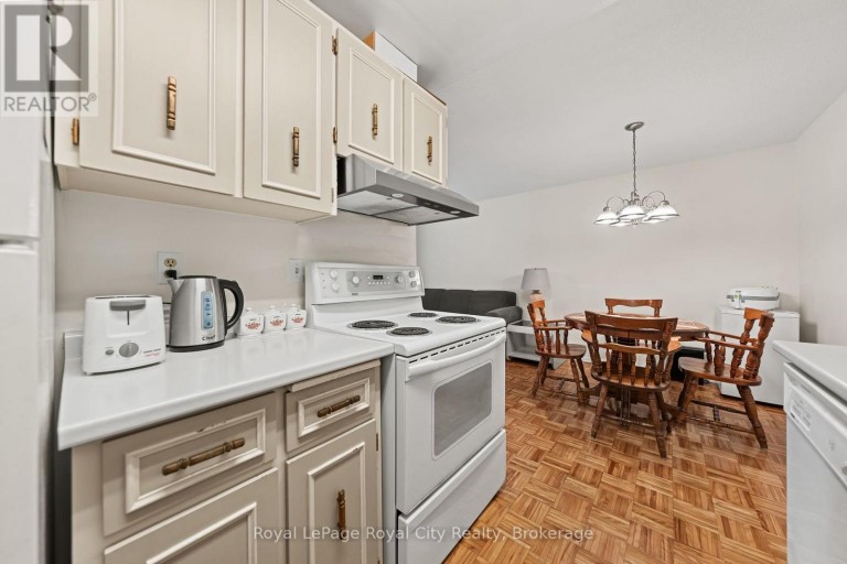102 - 234 WILLOW ROAD, Guelph (Junction/Onward Willow), Ontario, N1H7C6