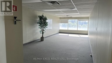 209 - 2425 EGLINTON AVENUE E Toronto (Kennedy Park) Ontario photo 2