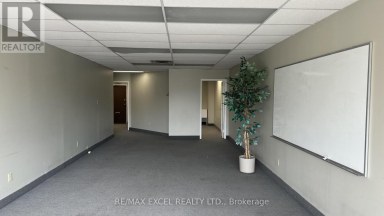 209 - 2425 EGLINTON AVENUE E Toronto (Kennedy Park) Ontario photo 3