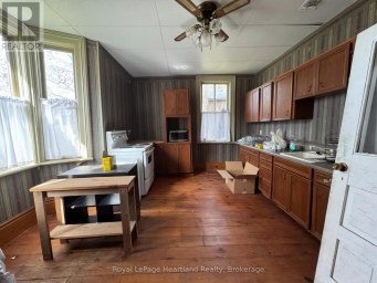 1614 HURON-BRUCE ROAD South Bruce Ontario photo 2