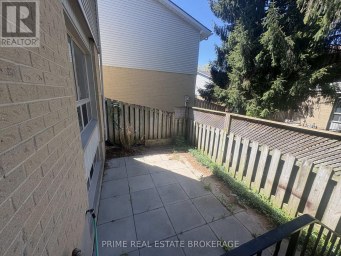 58 - 35 WATERMAN AVENUE London South (South R) Ontario photo 20