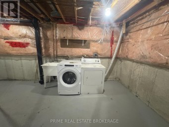58 - 35 WATERMAN AVENUE London South (South R) Ontario photo 23