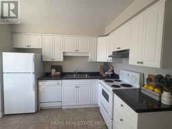 58 - 35 WATERMAN AVENUE London South (South R) Ontario photo 3