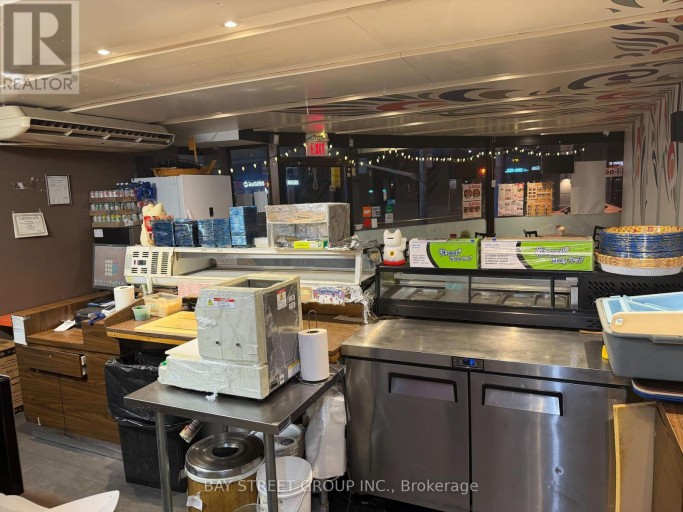101 - 1992 YONGE STREET, Toronto (Yonge-Eglinton), Ontario, M4S1Z7