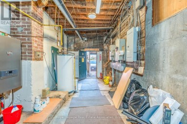 133 DUNLOP STREET E Barrie (City Centre) Ontario photo 15