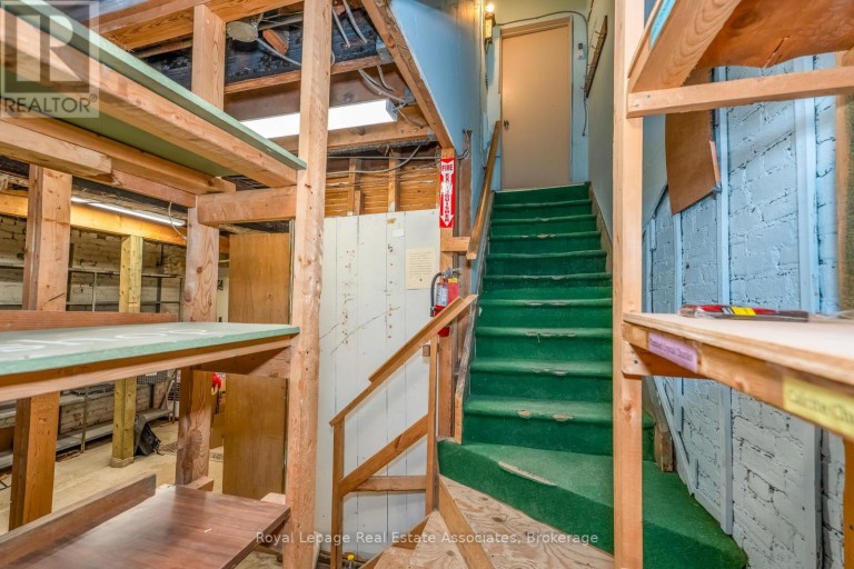 133 DUNLOP STREET E, Barrie (City Centre), Ontario, L4M1A6