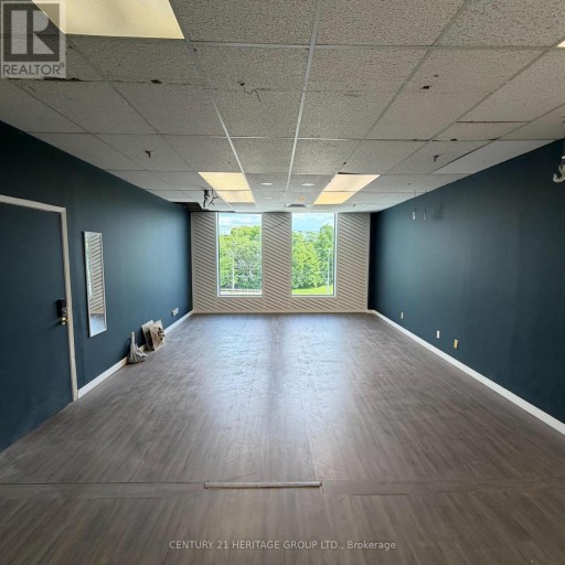208 E - 4544 DUFFERIN STREET, Toronto (York University Heights), Ontario, M3H5X2