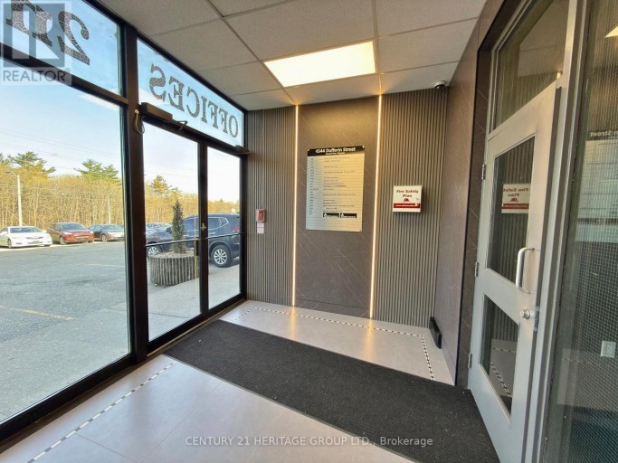 208 E - 4544 DUFFERIN STREET, Toronto (York University Heights), Ontario, M3H5X2