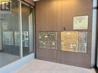 208 E - 4544 DUFFERIN STREET Toronto (York University Heights) Ontario photo 6