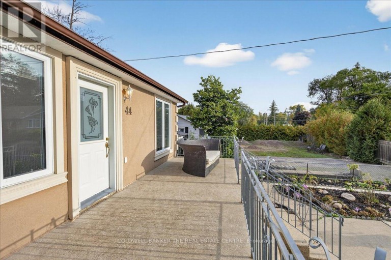 44 GLENWOOD DRIVE, Wasaga Beach, Ontario, L9Z2K5