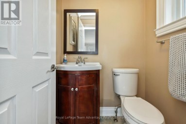 1 WREN PLACE McDougall Ontario photo 24
