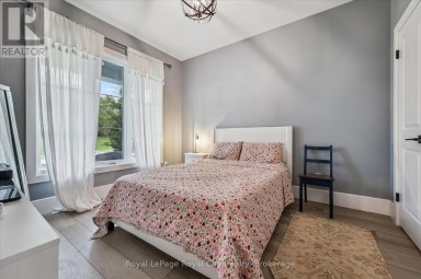 50 FAITH DRIVE Mapleton Ontario photo 24