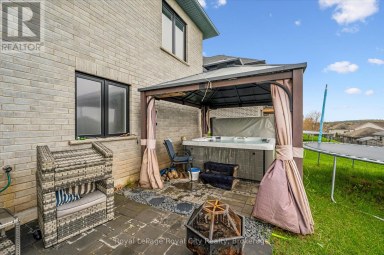 50 FAITH DRIVE Mapleton Ontario photo 44