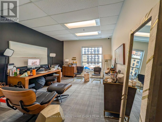 501 - 36 LOMBARD STREET, Toronto (Church-Yonge Corridor), Ontario, M5C1M1