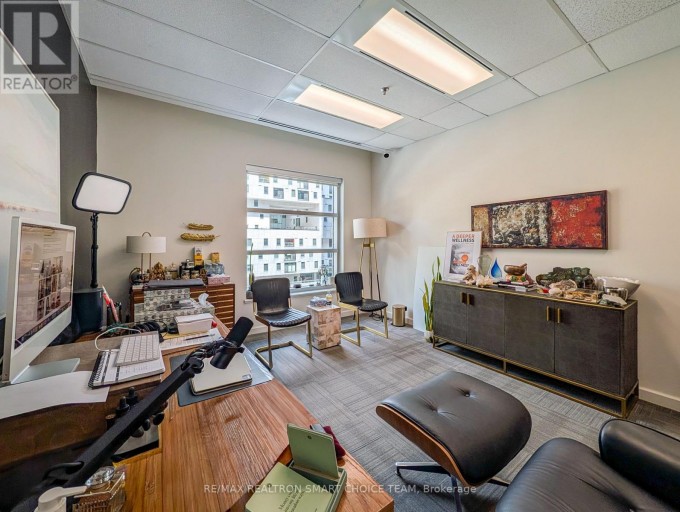 501 - 36 LOMBARD STREET, Toronto (Church-Yonge Corridor), Ontario, M5C1M1
