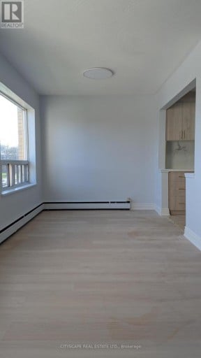 11 - 296 SAGUENAY AVENUE, Oshawa (McLaughlin), Ontario, L1J2M8