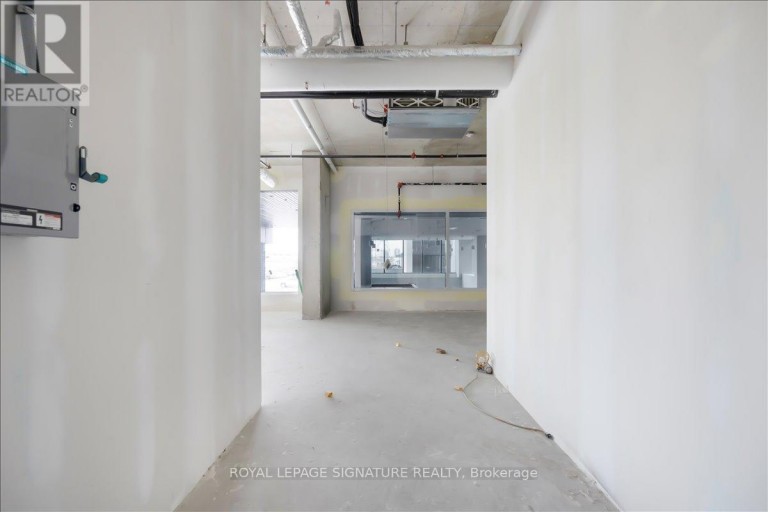 119 - 600 DIXON ROAD, Toronto (West Humber-Clairville), Ontario, M9W1J1