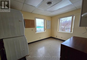 295 PINNACLE STREET Belleville (Belleville Ward) Ontario photo 39