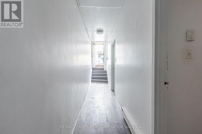 103 - 225 GLADSTONE AVENUE, Toronto (Little Portugal), Ontario, M6J3L5