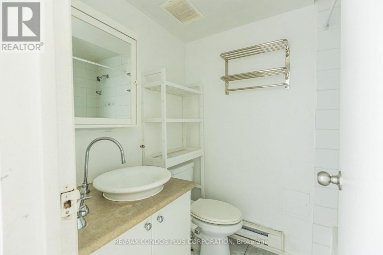 103 - 225 GLADSTONE AVENUE, Toronto (Little Portugal), Ontario, M6J3L5