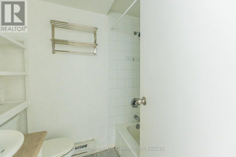 103 - 225 GLADSTONE AVENUE, Toronto (Little Portugal), Ontario, M6J3L5