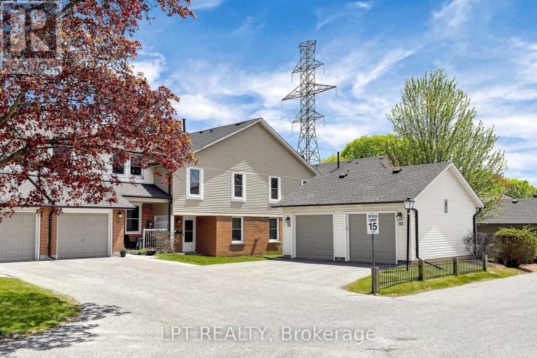32 - 1055 CENTRAL PK BOULEVARD N, Oshawa (Centennial), Ontario, L1G7M4