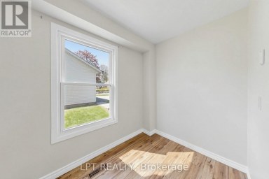 32 - 1055 CENTRAL PK BOULEVARD N Oshawa (Centennial) Ontario photo 17