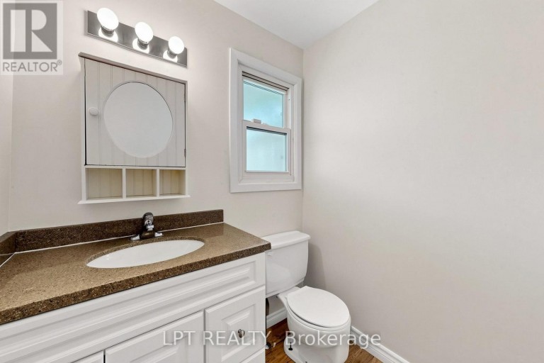 32 - 1055 CENTRAL PK BOULEVARD N, Oshawa (Centennial), Ontario, L1G7M4