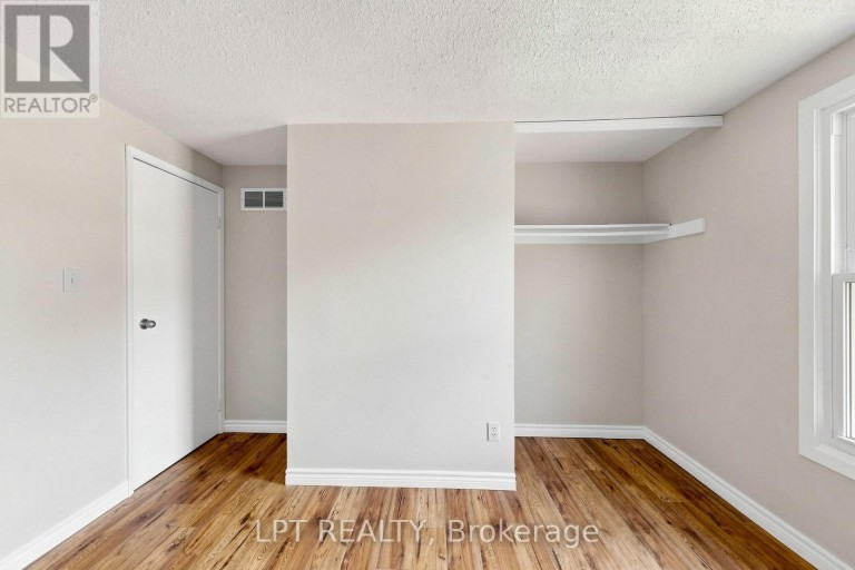 32 - 1055 CENTRAL PK BOULEVARD N, Oshawa (Centennial), Ontario, L1G7M4