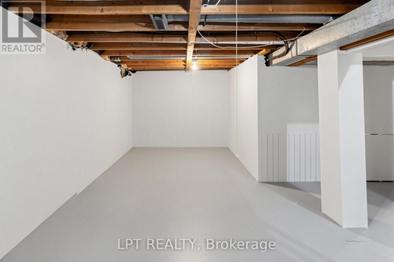 32 - 1055 CENTRAL PK BOULEVARD N, Oshawa (Centennial), Ontario, L1G7M4