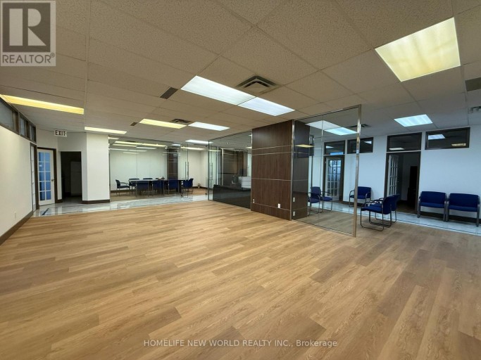 310 - 350 HYW 7 AVENUE E, Richmond Hill (Doncrest), Ontario, L4B3N2