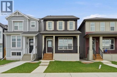 1612 Rangeview Drive SE Calgary Alberta photo 1