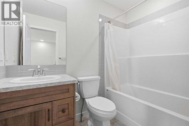 1612 Rangeview Drive SE Calgary Alberta photo 13