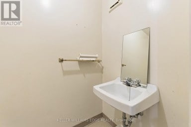 4136 DUNDAS STREET W Toronto (Edenbridge-Humber Valley) Ontario photo 16