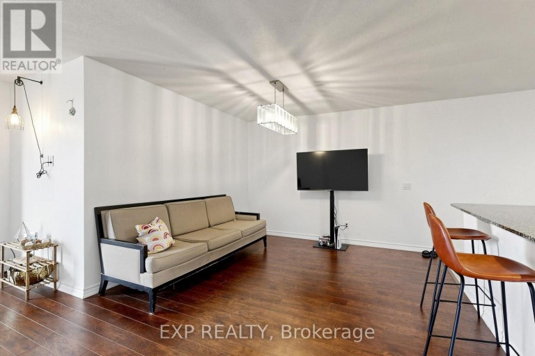 #1428 - 5233 DUNDAS STREET W, Toronto (Islington-City Centre West), Ontario, M9B6M1