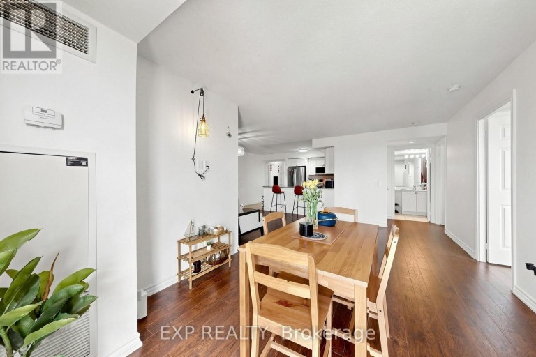 #1428 - 5233 DUNDAS STREET W, Toronto (Islington-City Centre West), Ontario, M9B6M1