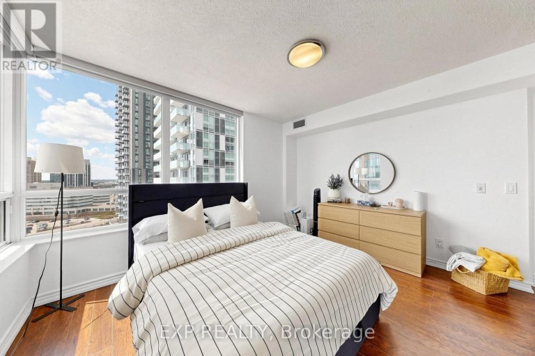 #1428 - 5233 DUNDAS STREET W, Toronto (Islington-City Centre West), Ontario, M9B6M1
