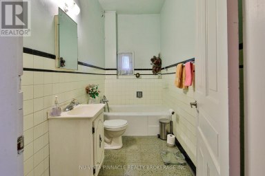 93 STANLEY STREET London South (South F) Ontario photo 13