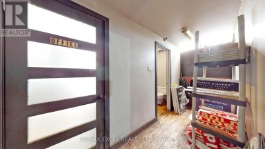 29 - 25 WATERMAN AVENUE Toronto (O'Connor-Parkview) Ontario photo 21