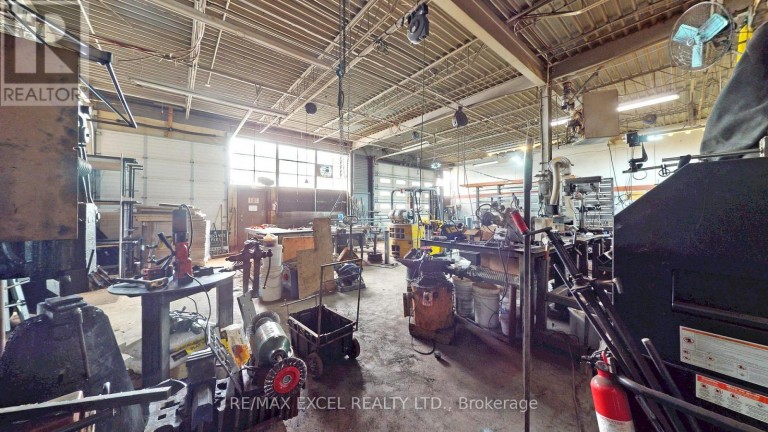 29 - 25 WATERMAN AVENUE, Toronto (O'Connor-Parkview), Ontario, M4B1Y6