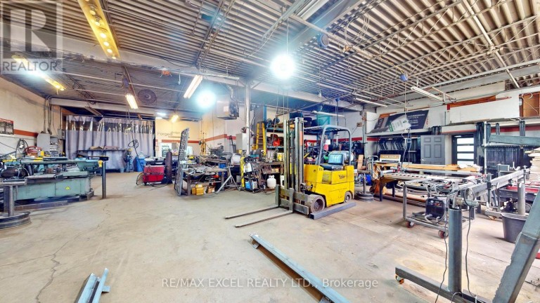 29 - 25 WATERMAN AVENUE, Toronto (O'Connor-Parkview), Ontario, M4B1Y6