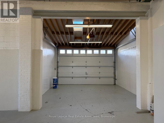 1299 ST MARY'S AVENUE, Mississauga (Lakeview), Ontario, L5E1H9
