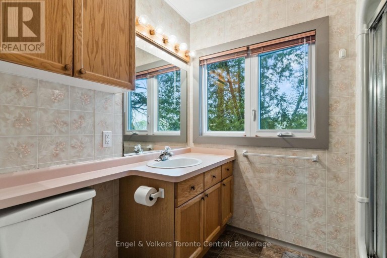 14 VICTORIA ISLAND, South Bruce Peninsula, Ontario, N0H1H0