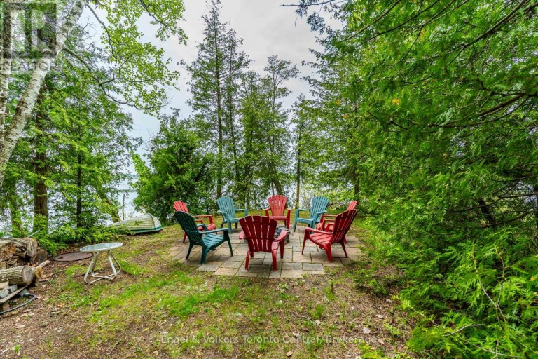 14 VICTORIA ISLAND, South Bruce Peninsula, Ontario, N0H1H0