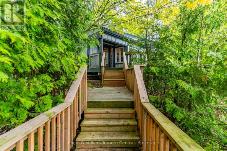 14 VICTORIA ISLAND, South Bruce Peninsula, Ontario, N0H1H0
