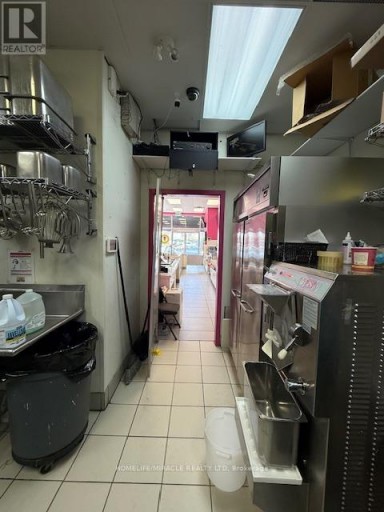 800 - 1445 HARMONY ROAD N, Oshawa (Taunton), Ontario, L1K0Z6