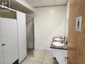2 - 64 PRINCE ANDREW PLACE Toronto (Banbury-Don Mills) Ontario photo 7