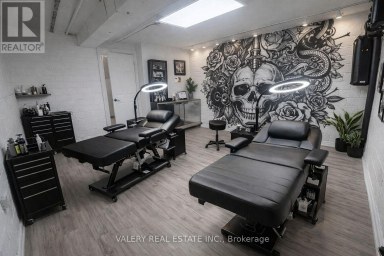 B - 936 PAPE AVENUE Toronto (Broadview North) Ontario photo 2