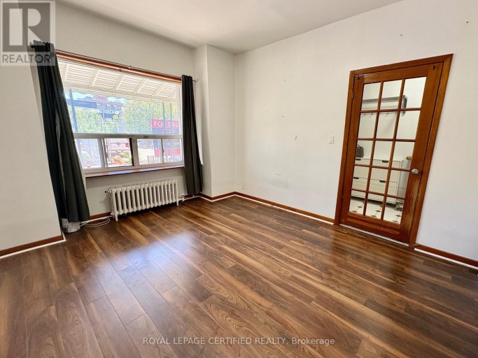 36 MITCHELL AVENUE, Toronto (Niagara), Ontario, M6J1B9