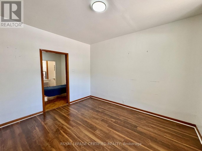36 MITCHELL AVENUE, Toronto (Niagara), Ontario, M6J1B9